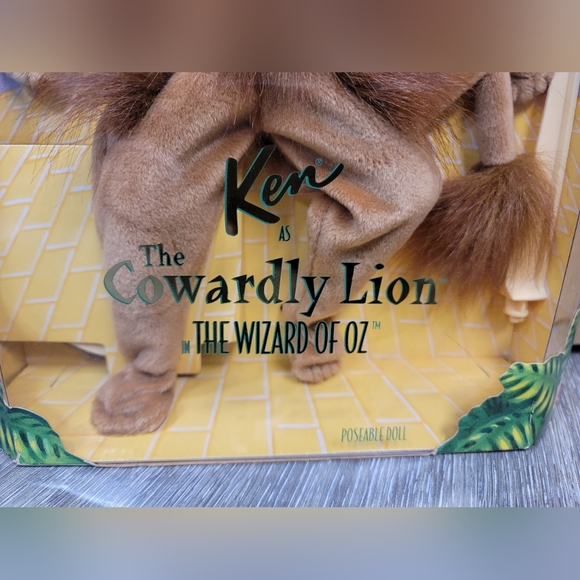 1996 Ken as the Cowardly Lion The Wizard of Oz Barbie #16573 Collectors Edition - Picture 3 of 9